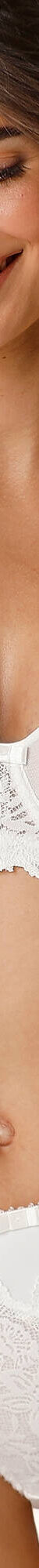 Soutien-gorge forme foulard en dentelle et tulle stretch Guspini - avec armatures (ivoire) Soutien-gorge forme foulard en dentelle et tulle stretch Guspini - avec armatures (ivoire)